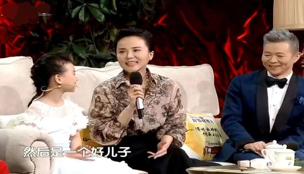 歌唱家王宏伟：3岁丧父，母亲为儿女守寡48年，今苦尽甘来无遗憾