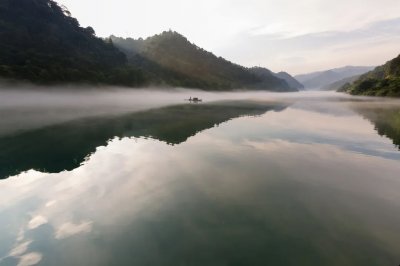 ​五湖四海是哪五湖哪四海(五湖四海是指什么生肖)