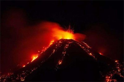 ​中国大陆上最新的火山是什么山(中国大陆上最新的火山)