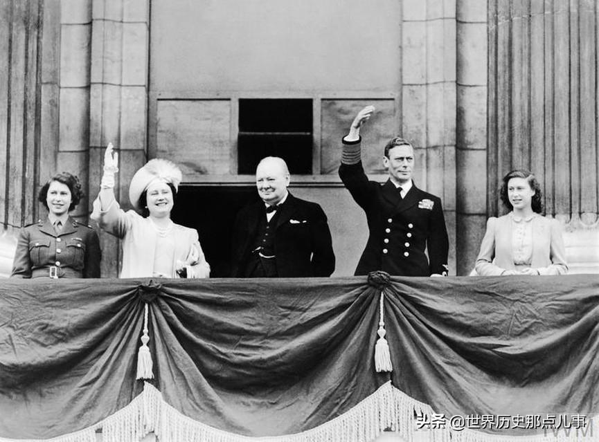 1945年德国宣告投降英国为何疯狂庆祝（德国投降时间）