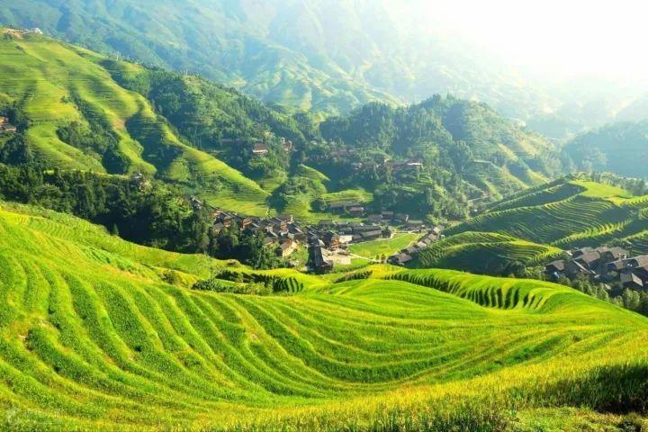 广西旅游必去十大景点排名（广西景点排行榜前十名）-