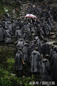 ​汶川地震十年-37张记录照片，看完已泪流满面