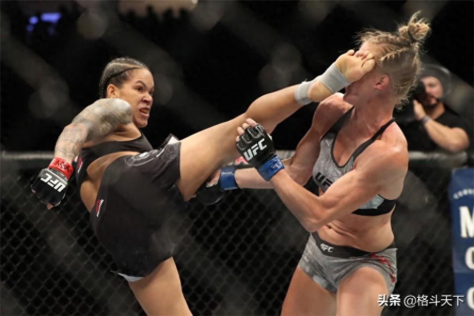 UFC239女子雏量级：努涅斯首回合TKO霍莉-霍尔姆连续3次成功卫冕