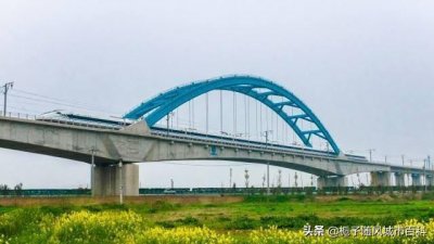 ​陕西境内连接西安与宝鸡的高速铁路-西宝高速铁路